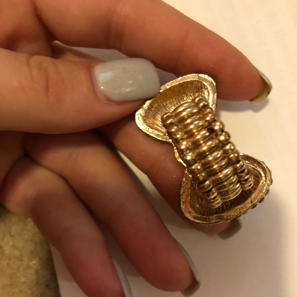 Multi colored bow ring - Picture 3 of 3
